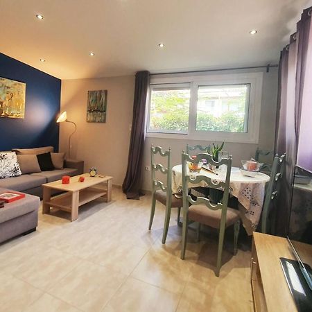 Ilias' cosy&relaxing apartment Atenas Exterior foto