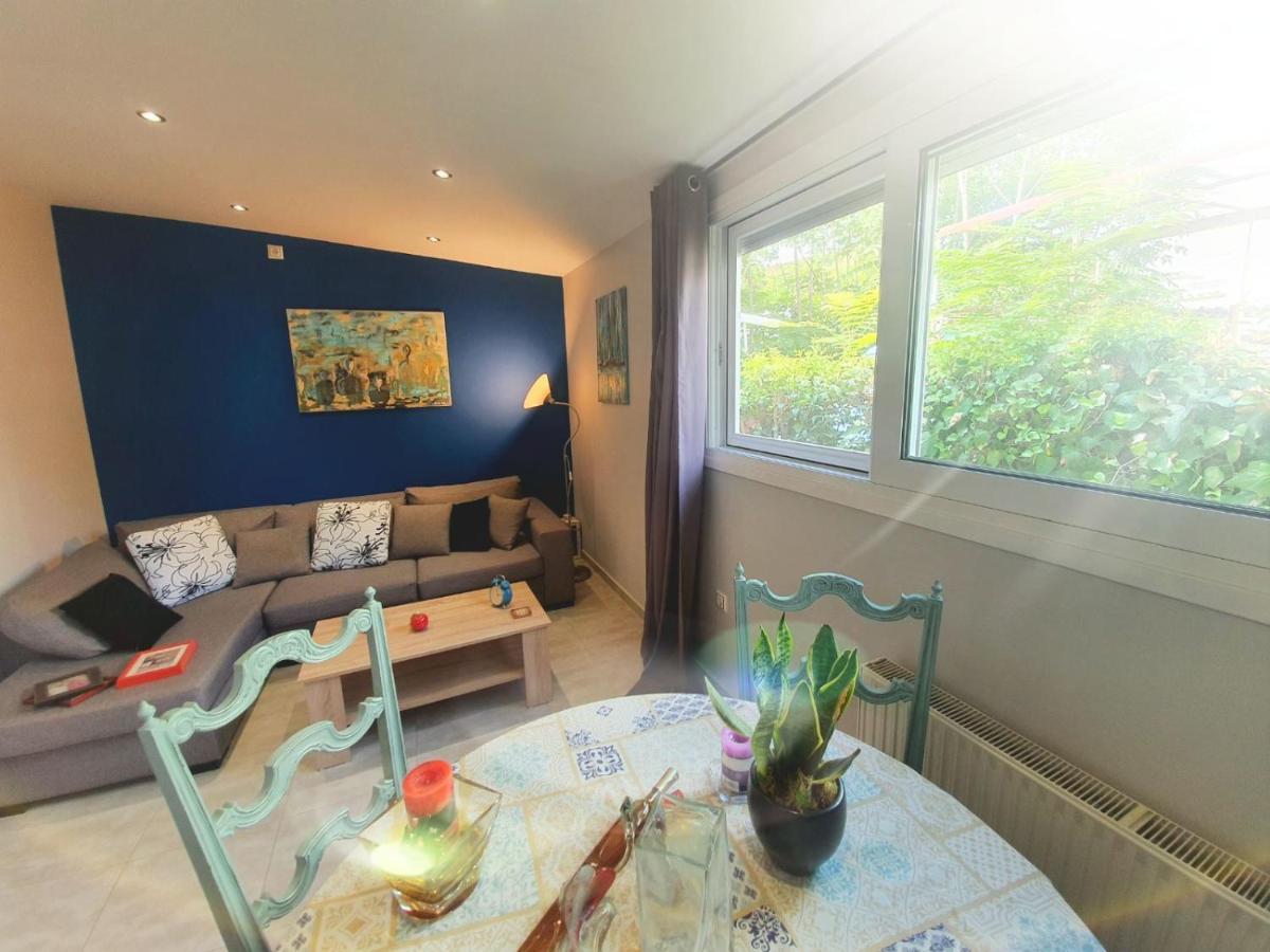 Ilias' cosy&relaxing apartment Atenas Exterior foto