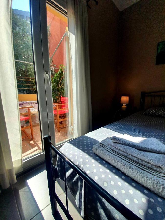 Ilias' cosy&relaxing apartment Atenas Exterior foto