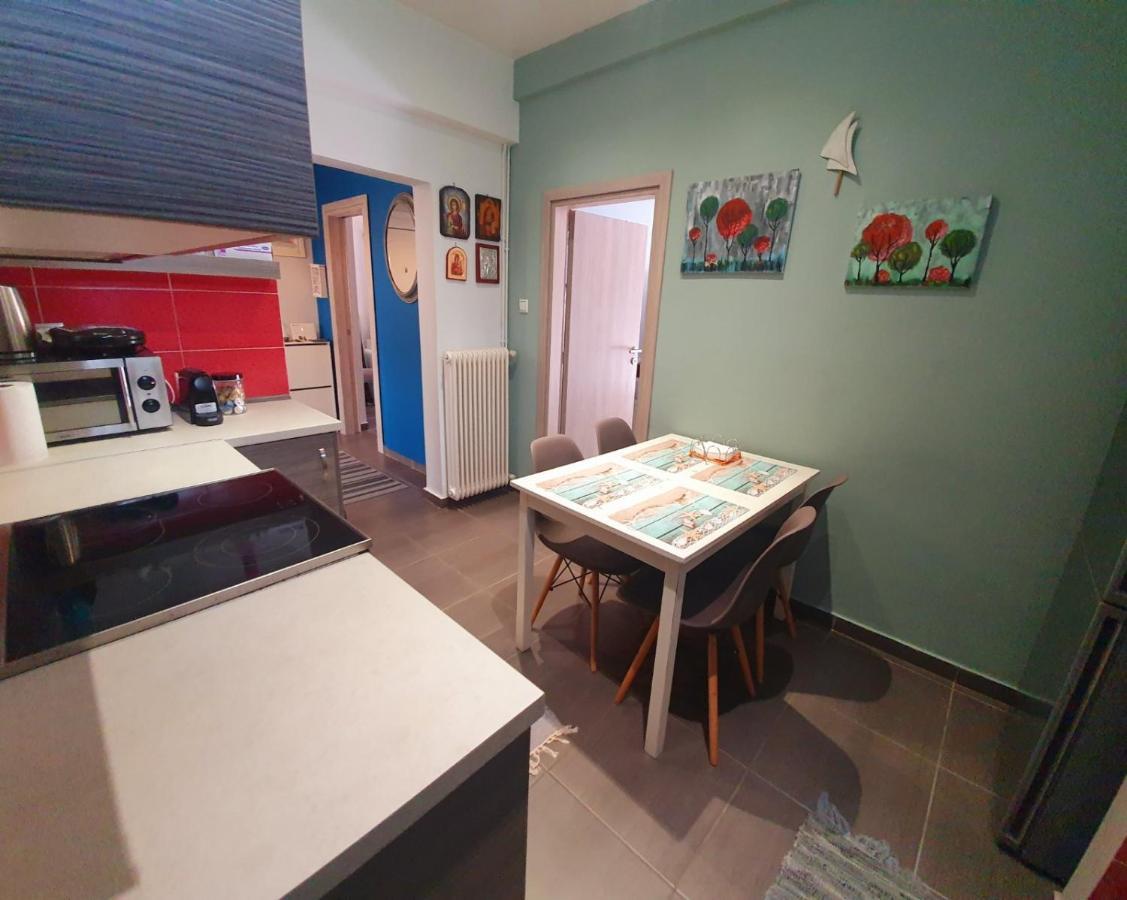 Ilias' cosy&relaxing apartment Atenas Exterior foto